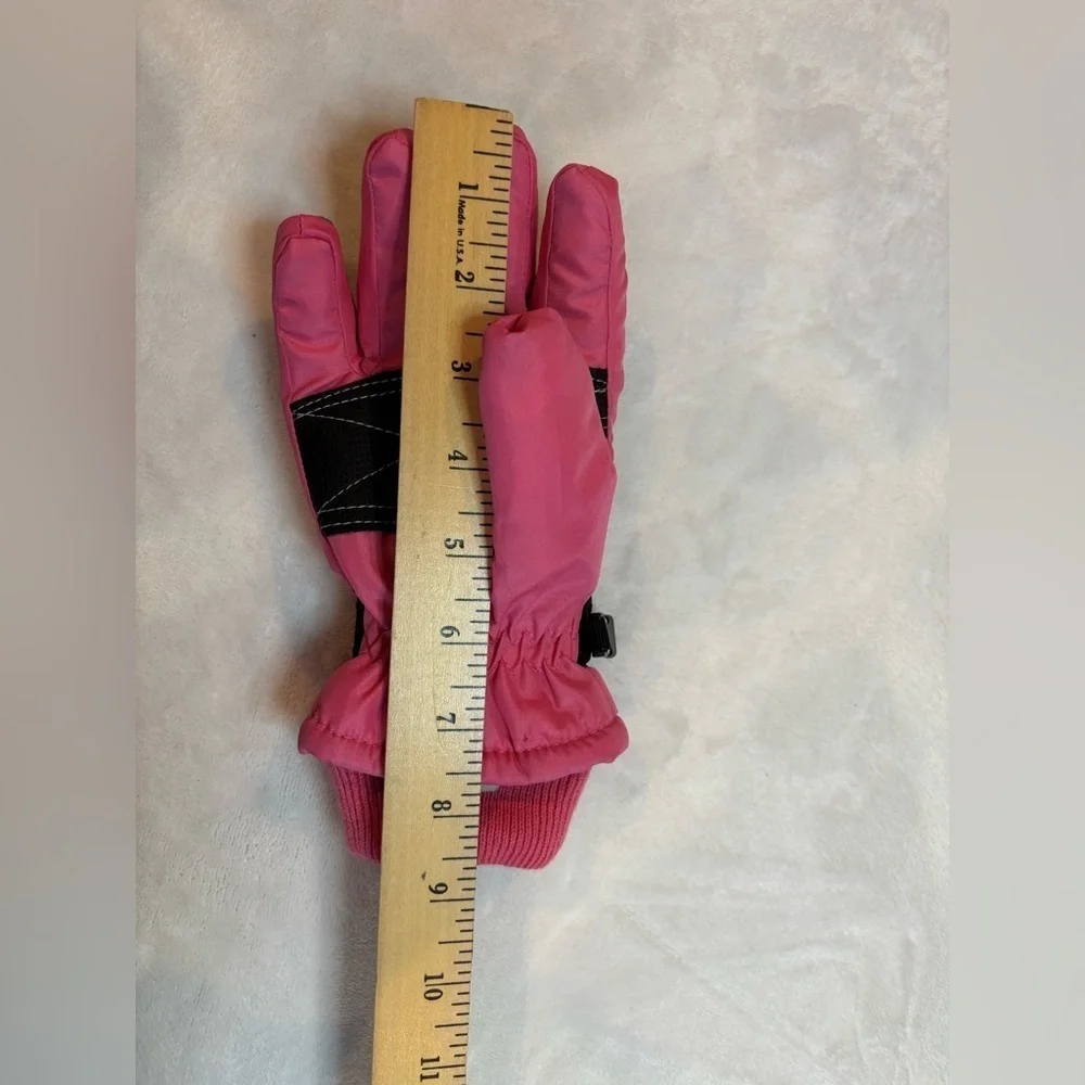 NWOT 3M Thinsulate Mittens Kids Pink and Gray Size M/L